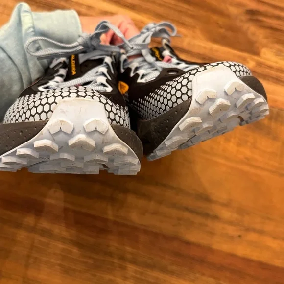 Brooks Caldera Blue and black Athletic Shoes - Picture 6 of 9